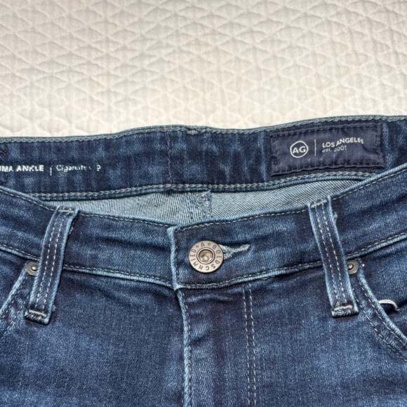 Classic High Rise Jeans - Picture 4 of 10